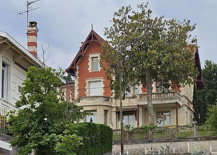 Hyper-centre Et Bord De Avec Clim Et Parking! アパート