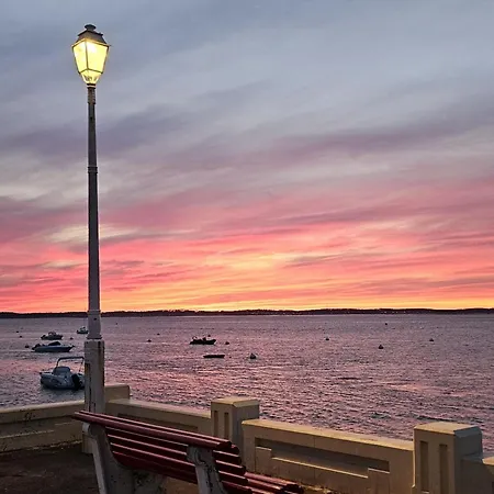 Апартаменти Hyper-centre Et Bord De Avec Clim Et Parking!